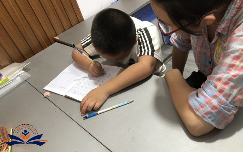 Luyện viết chữ đẹp