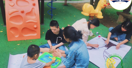 Các bạn học sinh được chơi các hoạt động ngoại khoá