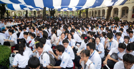 ôn thi vào trường chuyên Lê Hồng Phong