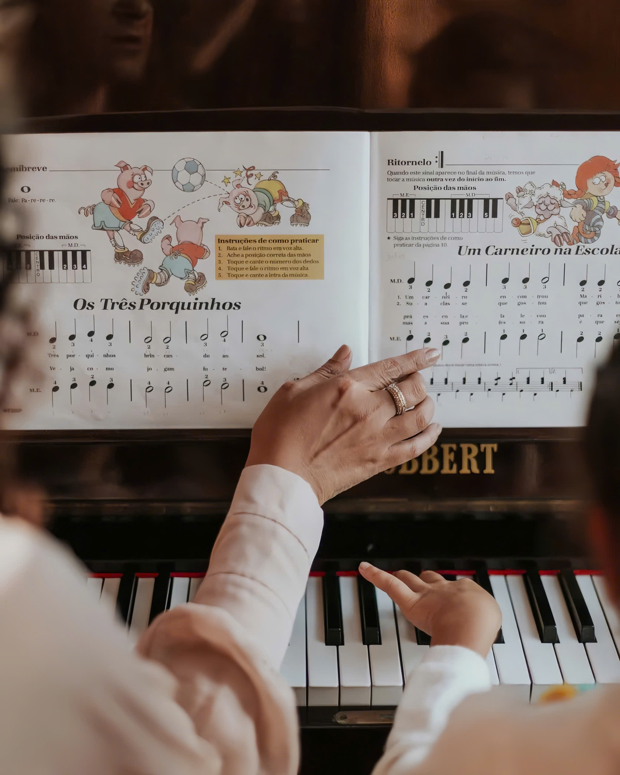 day piano tại nhà 