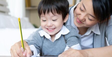 gia sư báo bài là gì