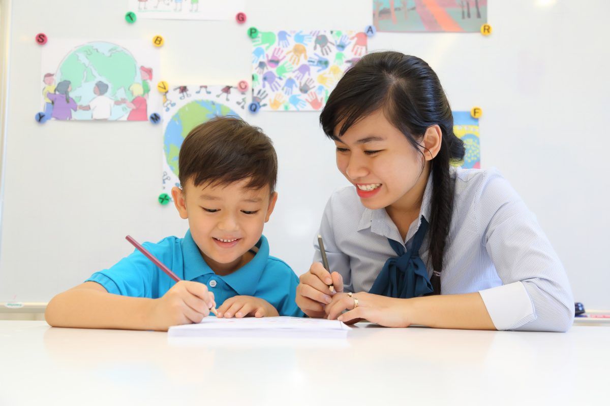 học sinh nghèo hiếu học 