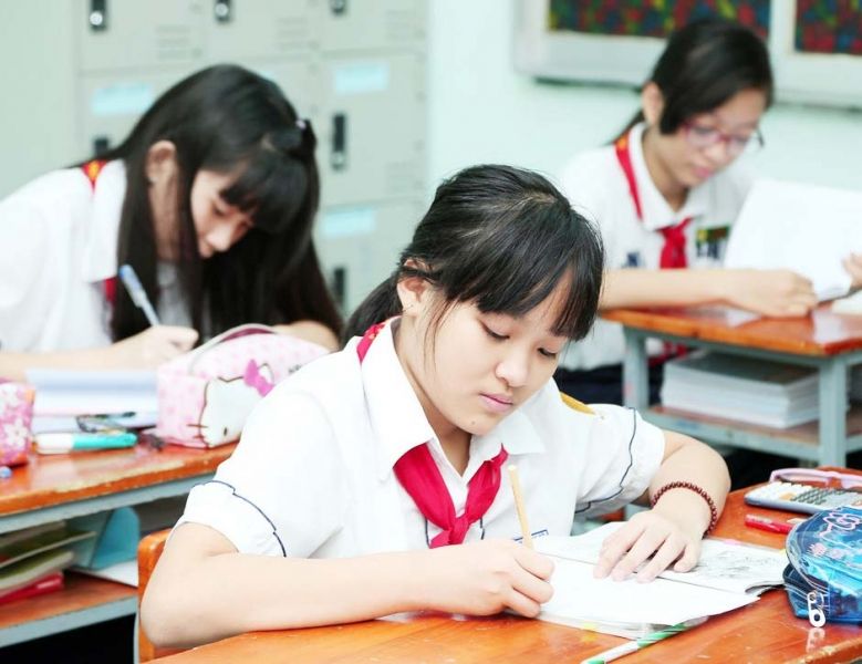 học sinh nghèo hiếu học 